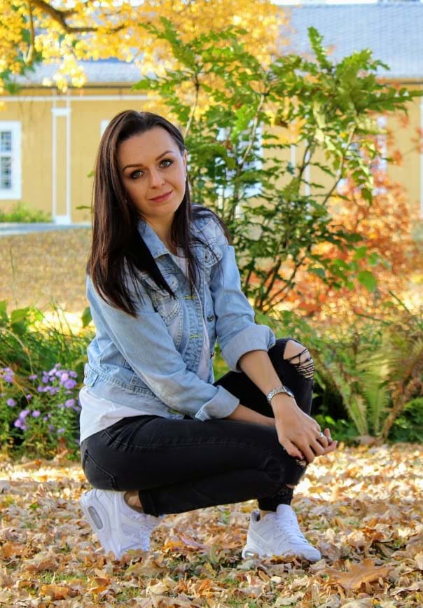 Marie Škábová - make-up & hair artist